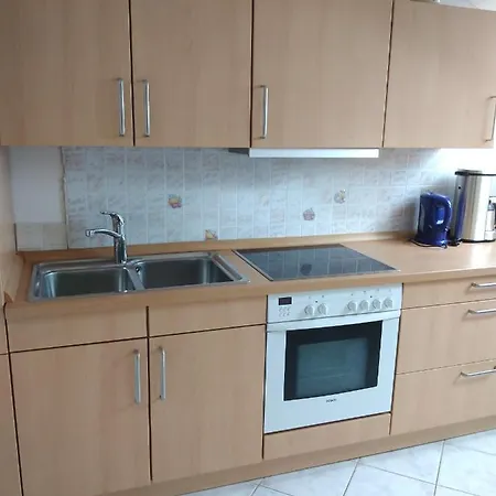 Bernie Apartment *