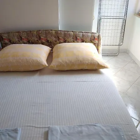Bernie Apartment *